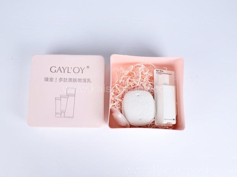 粉色湿压护肤品盒